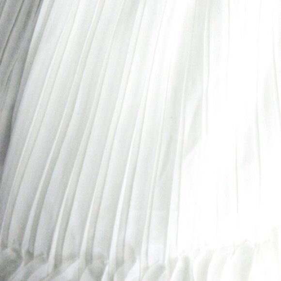 Line + Dot Off The Shoulder Pleated Top Cream Medium - Picture 5 of 8